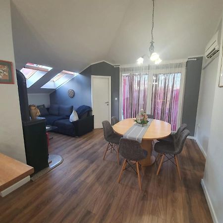 Apartment D Free Parking & Wifi, Walking Distance To Centrum 자다르 외부 사진