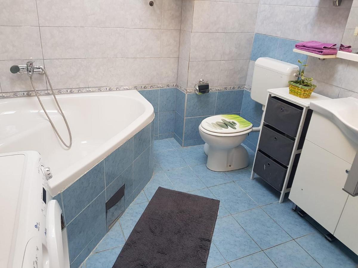Apartment D Free Parking & Wifi, Walking Distance To Centrum 자다르 외부 사진