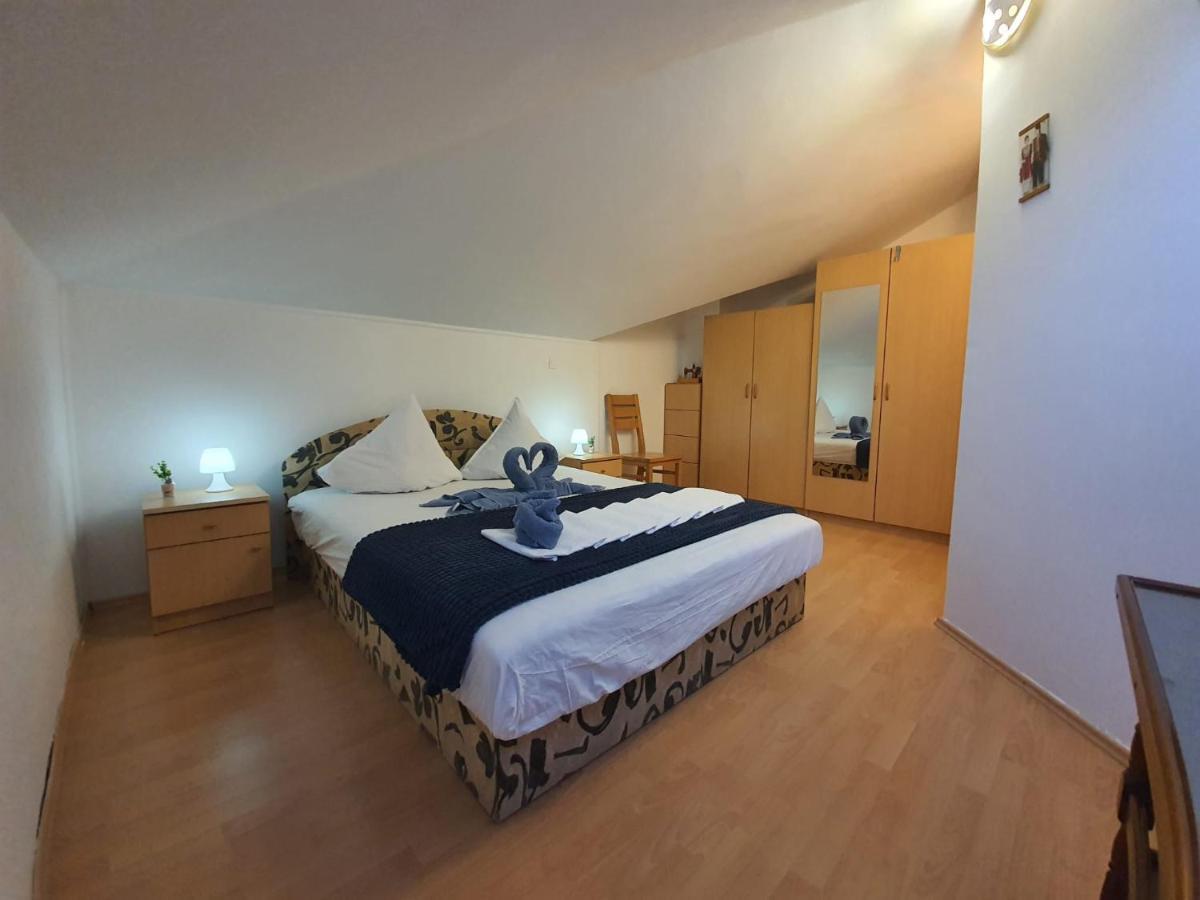 Apartment D Free Parking & Wifi, Walking Distance To Centrum 자다르 외부 사진