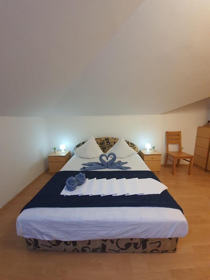 Apartment D Free Parking & Wifi, Walking Distance To Centrum 자다르 외부 사진