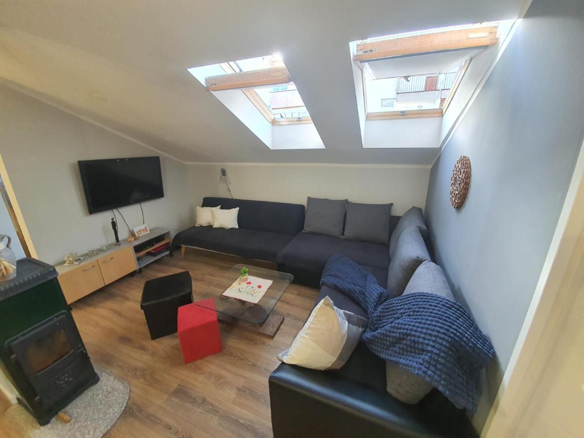 Apartment D Free Parking & Wifi, Walking Distance To Centrum 자다르 외부 사진